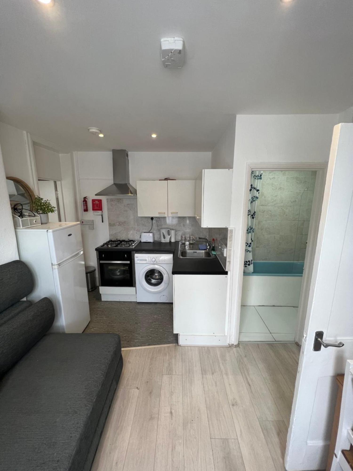 Appartamento Miles 4Floor Londra Esterno foto